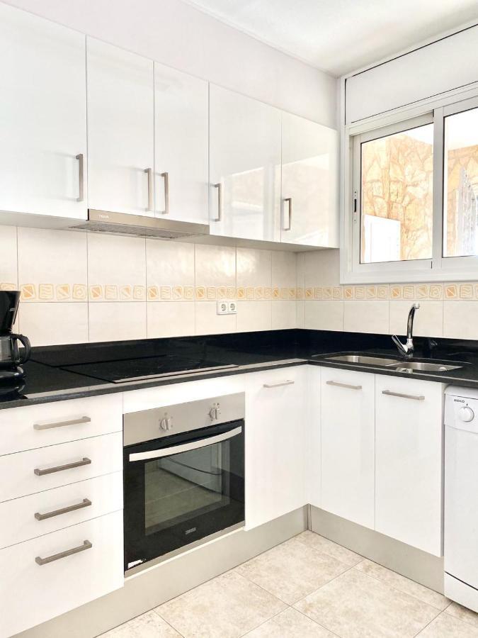 Appartement Devant La Plage Roses Eksteriør bilde