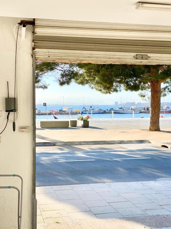 Appartement Devant La Plage Roses Eksteriør bilde