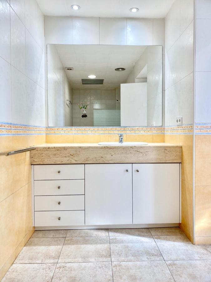 Appartement Devant La Plage Roses Eksteriør bilde