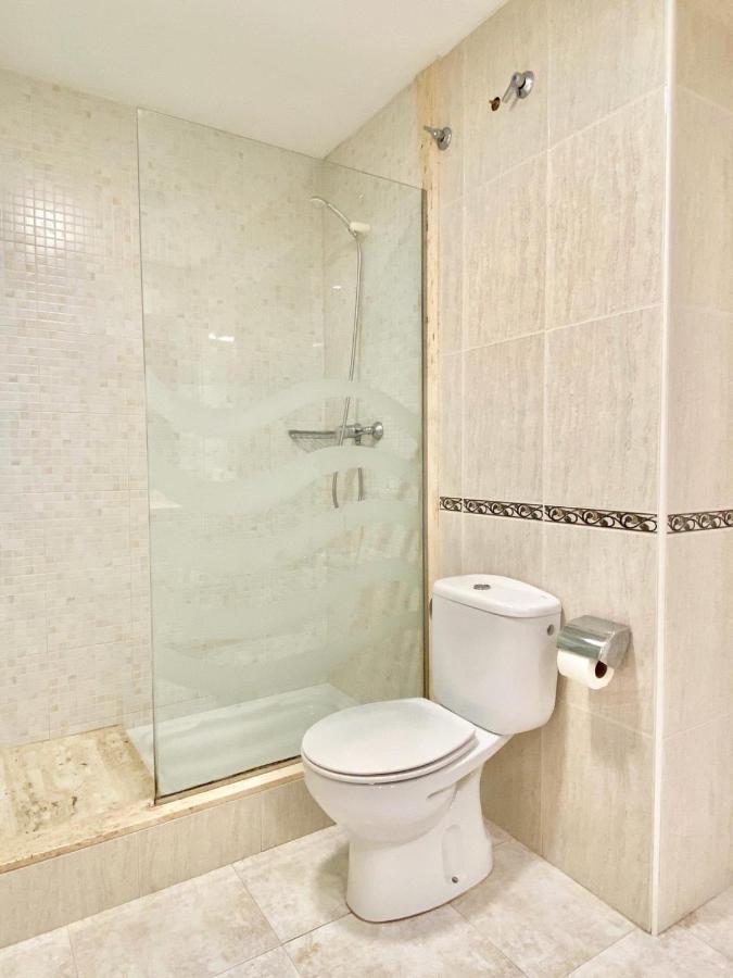 Appartement Devant La Plage Roses Eksteriør bilde