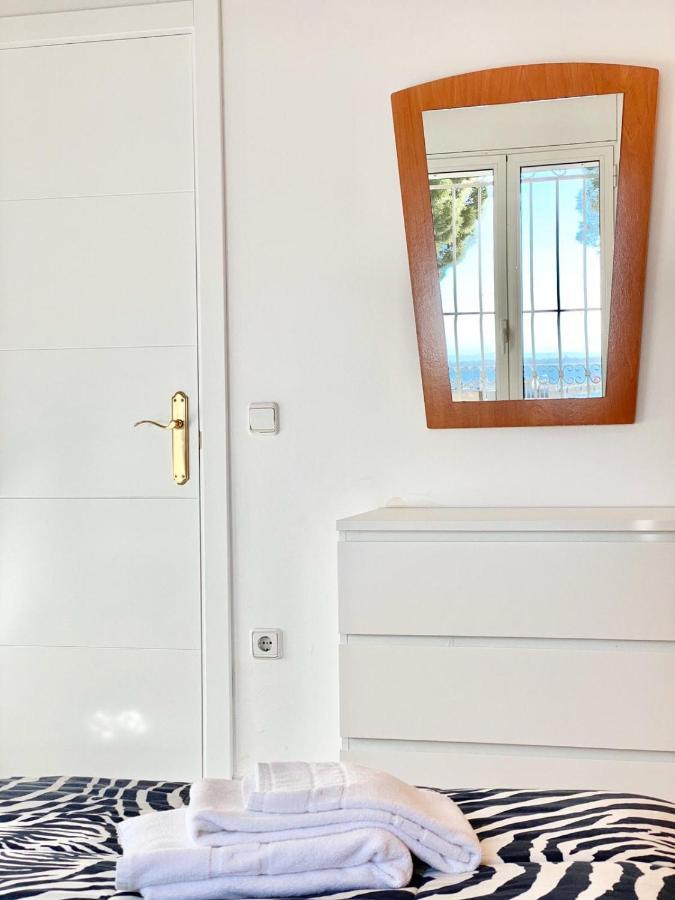 Appartement Devant La Plage Roses Eksteriør bilde